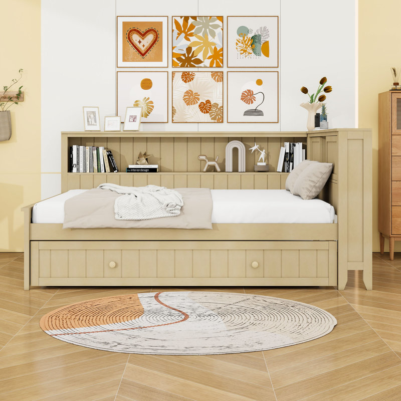 Lit de jour double en bois avec couchette simple et tablettes avec portes coulissantes