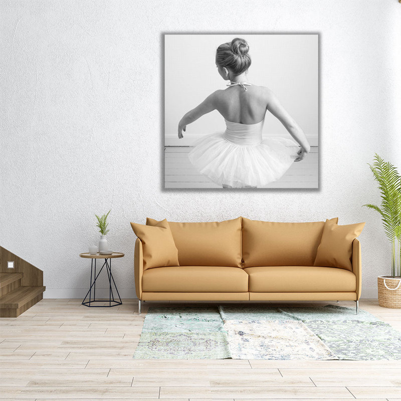 «Young Ballerina Dancing», reproduction d'art sur toile, H 24 po x l 24 po