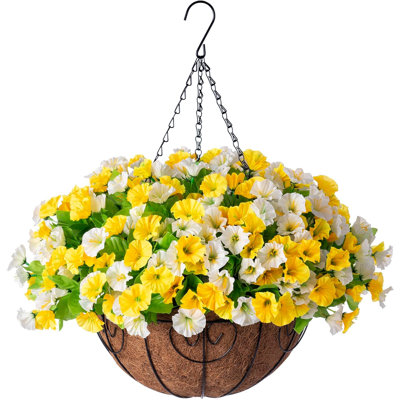 Arrangement en panier
