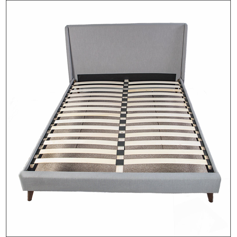 Grand lit tapissier avec 2 tables de chevet