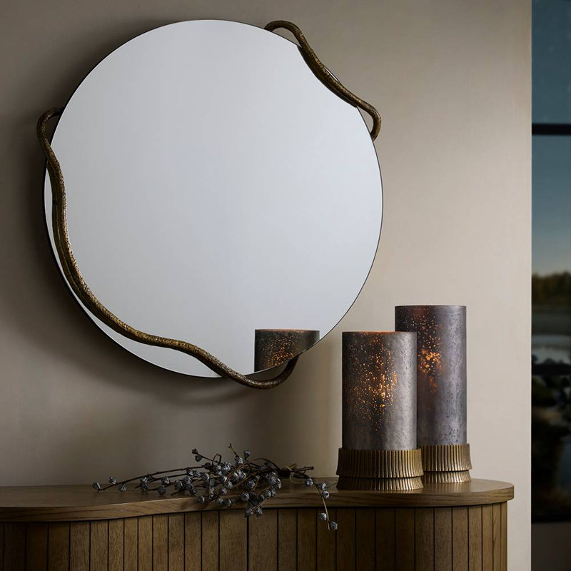 Hissara Mirror