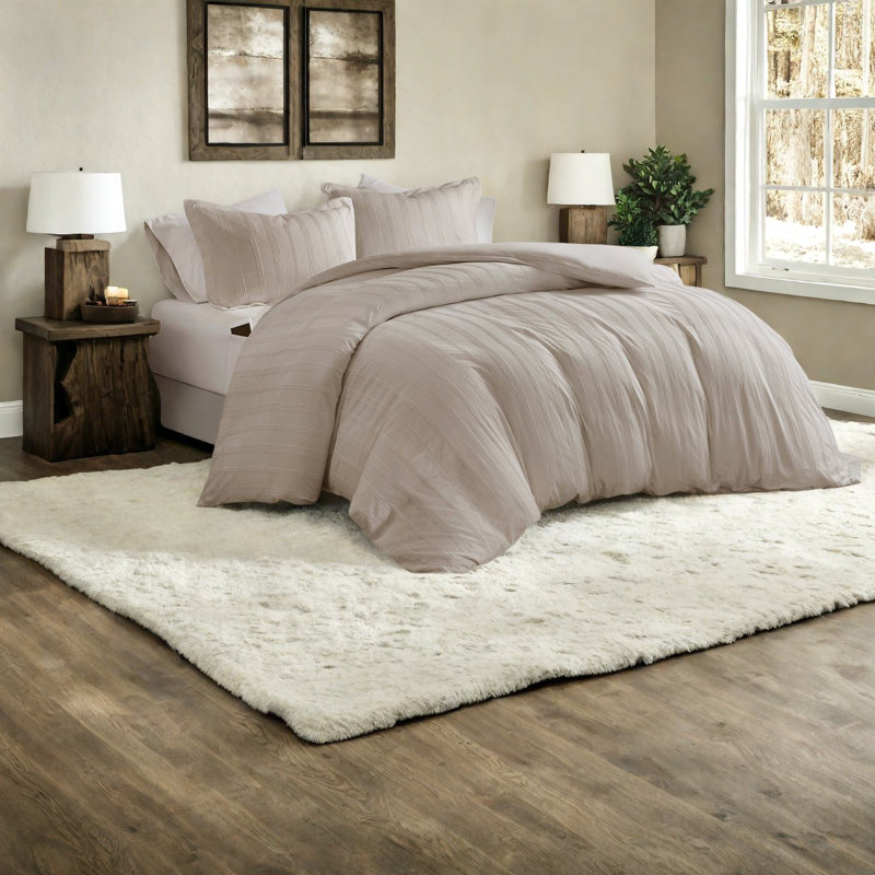 Neutral Striped 3-piece Bedding Sets With Durable Polyester For Modern Bedrooms