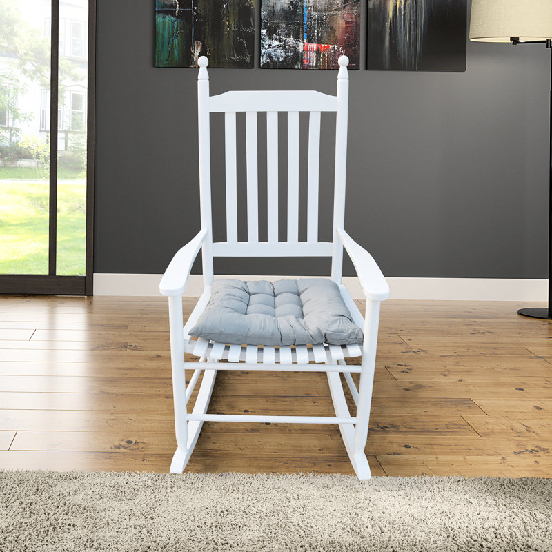 Chaise berçante en bois franc robuste et élégante pour le plein air