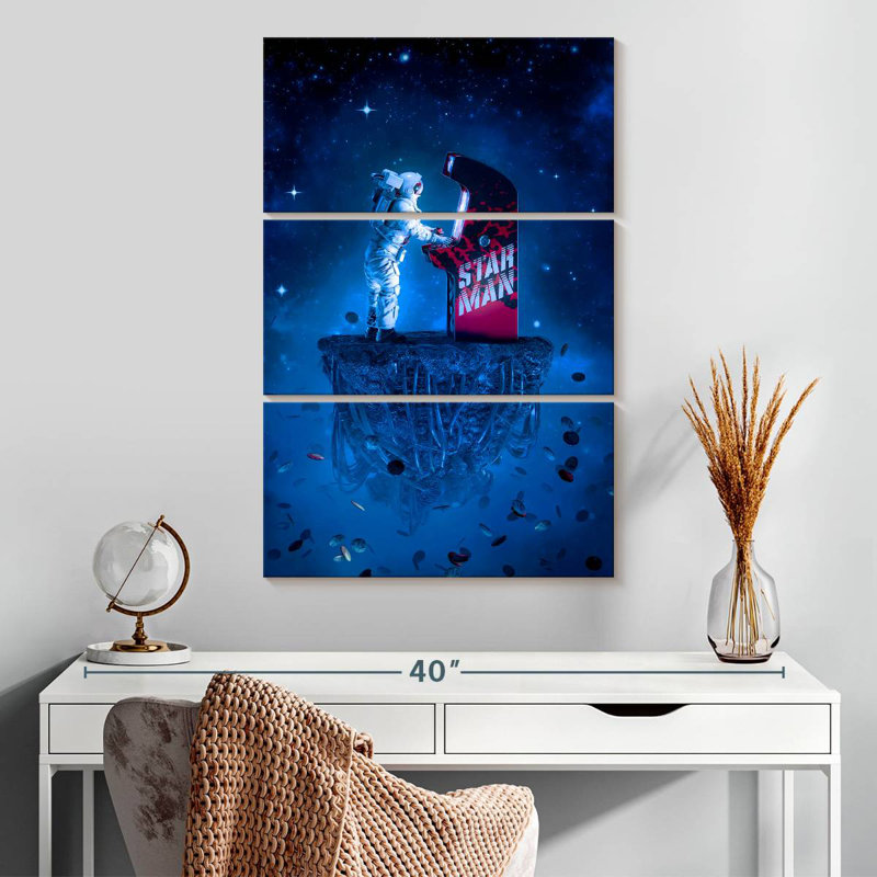 Kelan Arcade Gamer Astronaut, H 32 po x l 20 po