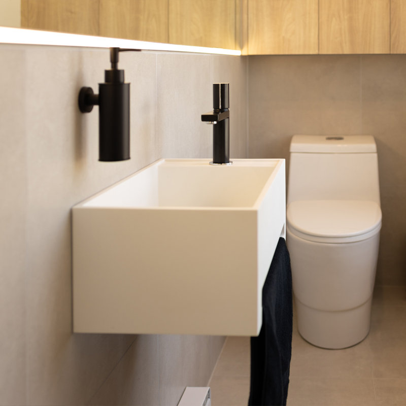 Romancia Single-Hole Bathroom Faucet