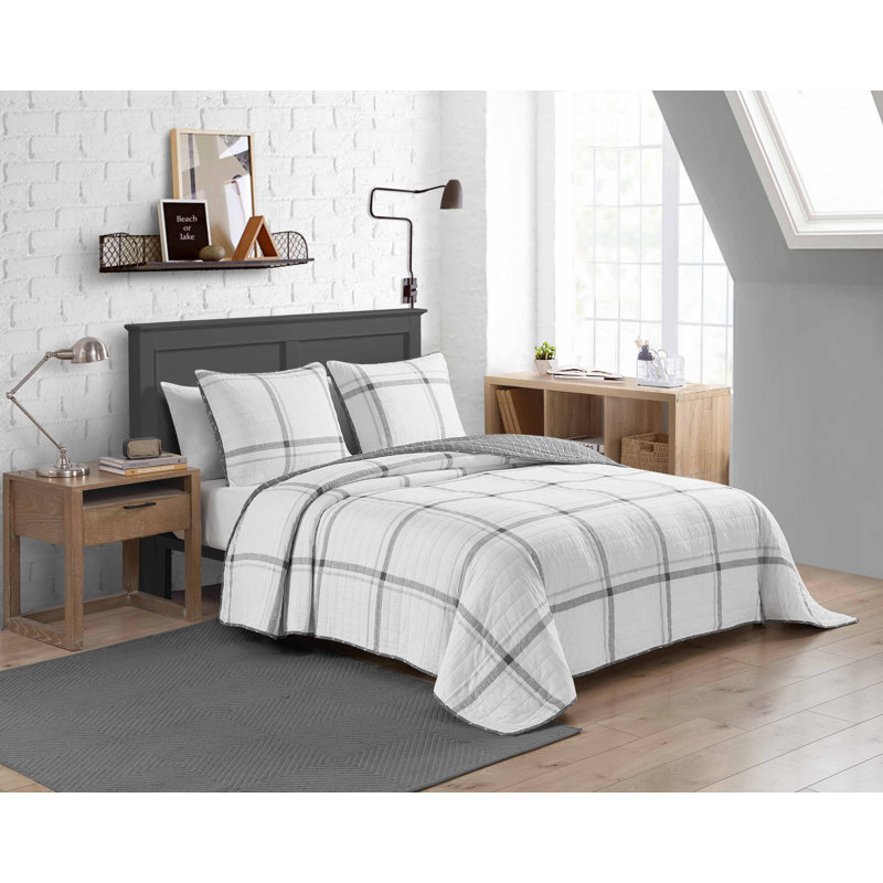 Nautica Fleetville Cotton Reversible Grey Quilt Set, Twin Quilt + 1 Standard Sham