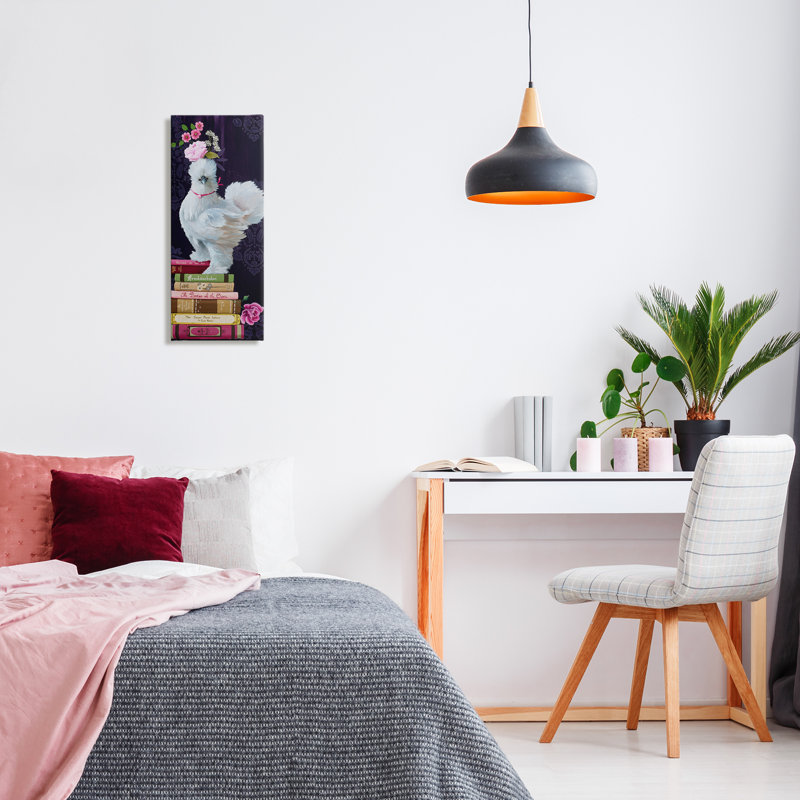 Poulet rétro avec livres sur toile, par Heather, H 24 po x l 10 po