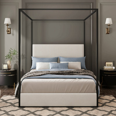Lit à baldaquin en métal de luxe moderne avec tête de lit tapissier haute en velours côtelé et quatre affiches, aucun sommier nécessaire, très grand, blanc