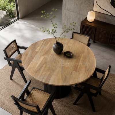 Farmhouse Round Extendable Dining Table with 16" Leaf Wood Kitchen Table (Natural Wood Wash)