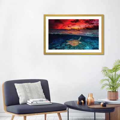 Coucher de soleil nageant par Jordan Robins - reproduction de photo