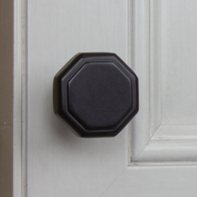 1 1/8" Length Geometric Knob