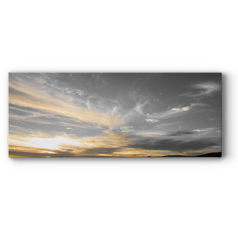 «Sky Above» sur toile, H 24 po x l 60 po x P 1,5 po