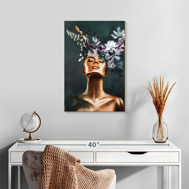 Leisha Gold Couture II, 24" H x 16" W