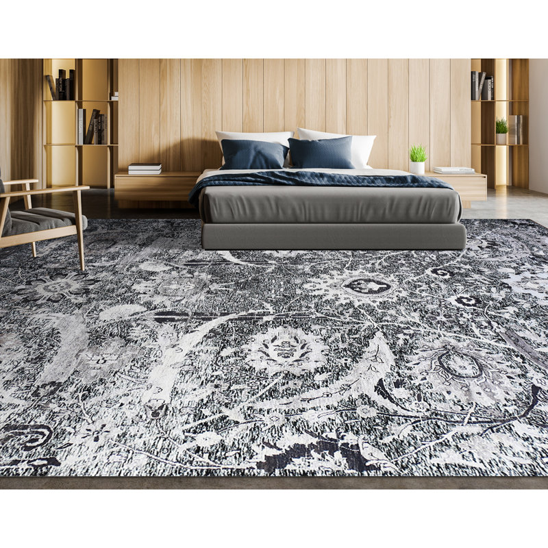 Hand Knotted Floral Area Rug in White/Gray, Rectangle 8' x 10'