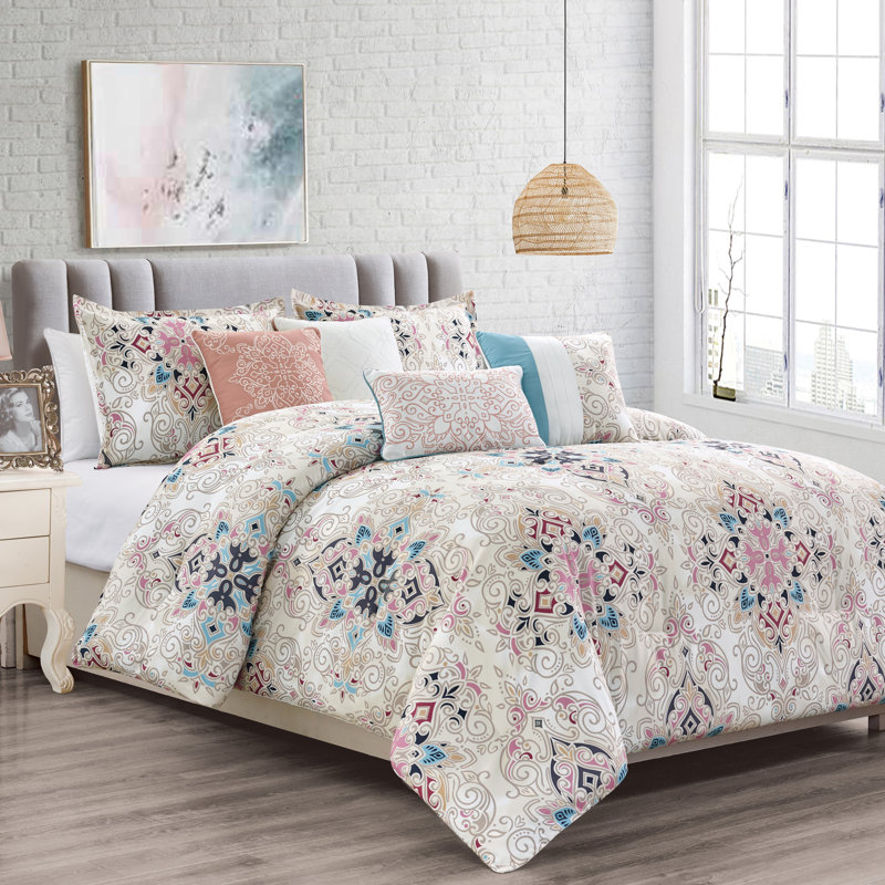 Quiana Polyester Comforter, Queen Comforter + 6 Additional Pieces