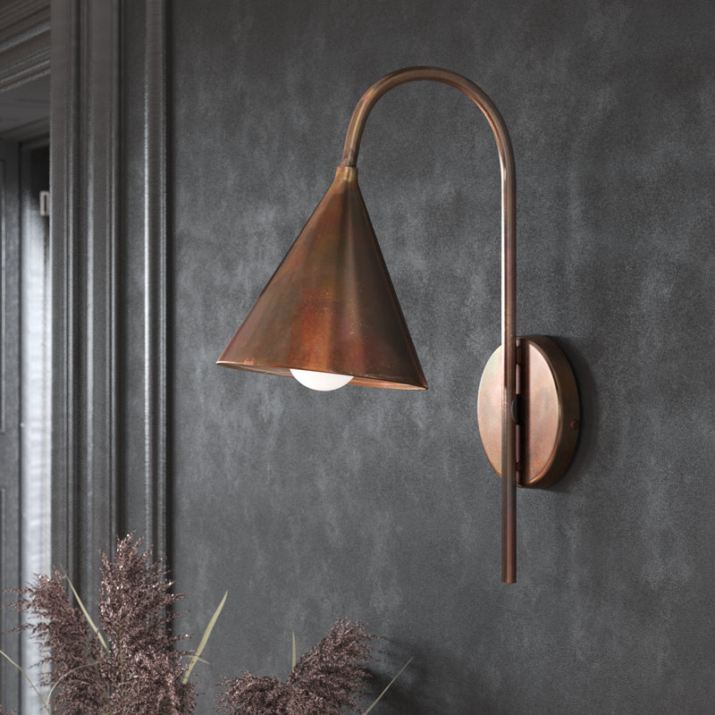 Zephyr Iron Plug-in Wallchiere, Rust/Yellow