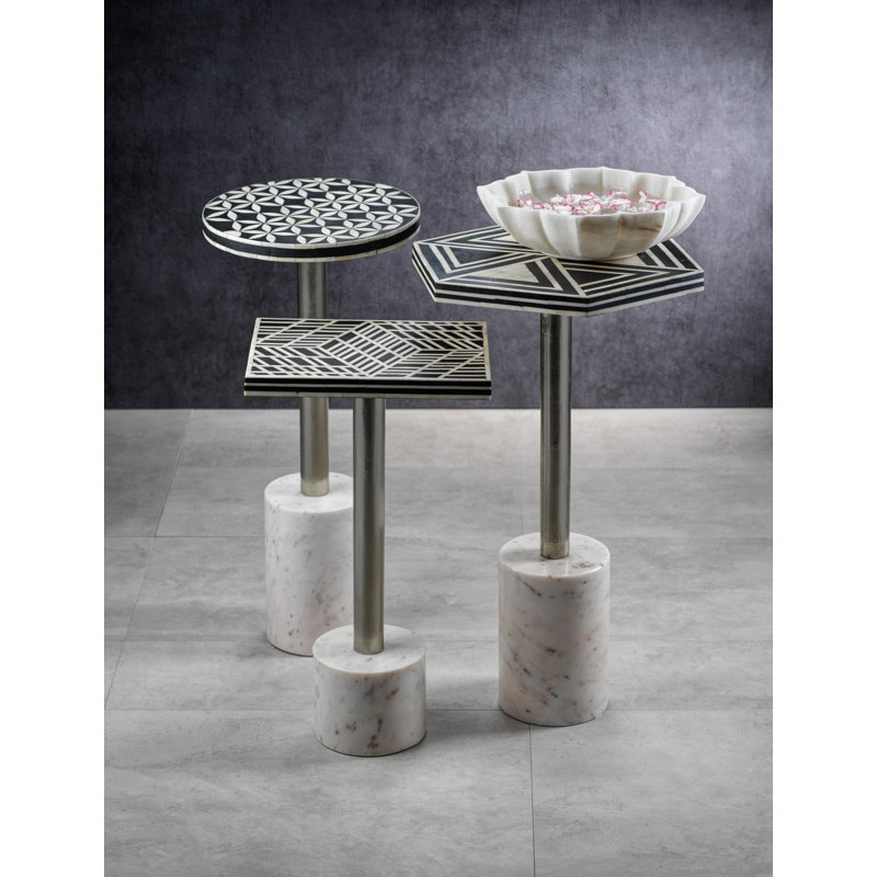 Table de bout à piédestal en marbre Wikieup