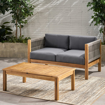 Table basse contemporaine en bois et corde avec tissage en corde souple et eau - détails Keen Nuances