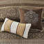 Courtepointe très grand / très grand avec coussins décoratifs - brun / or . Feuille, rayures et motifs. Détails de broderie. Facilement lavable à la machine et comprend 3 coussins. By Easy-121405875-121405870