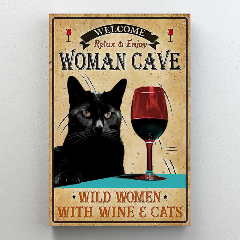 Marjanne, femmes sauvages avec vin et chats, H 14 po x l 11 po x P 1,25 po