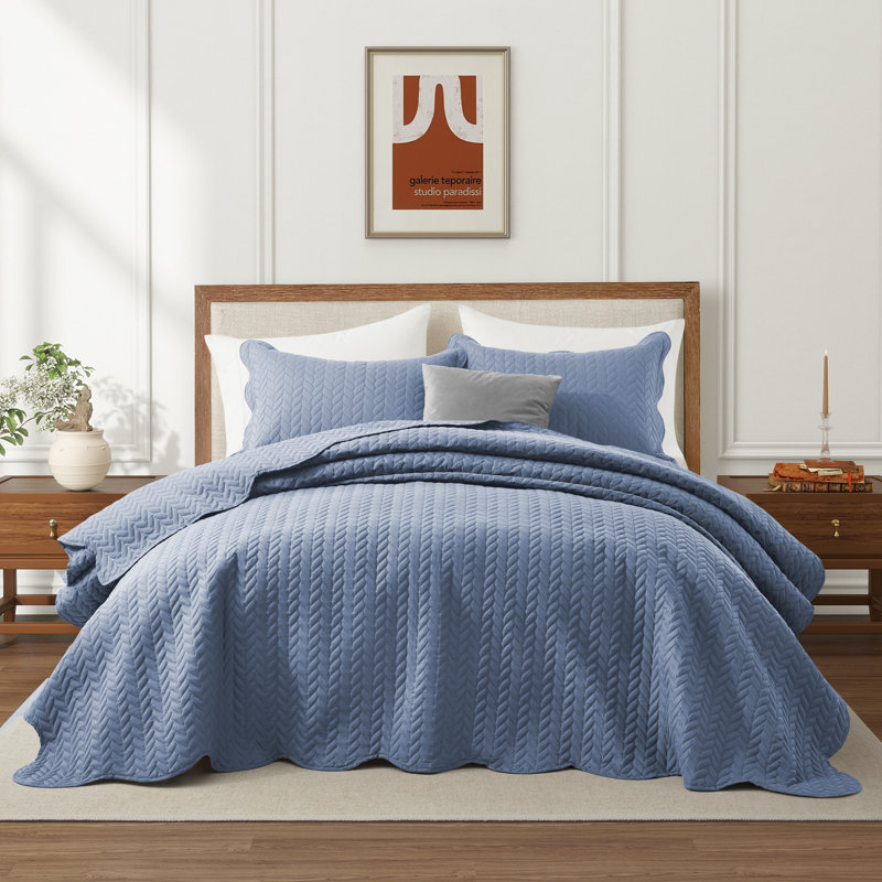 Lightweight Pre washed California King Bedspread Set | Soft Microfiber Quilt Set| Hotel-Quality Finish, Washed Blue