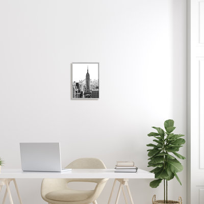 «New York Urban City Skyscrapers Downtown Skyline» par Bill Carson - photographie à cadre flottant sur toile