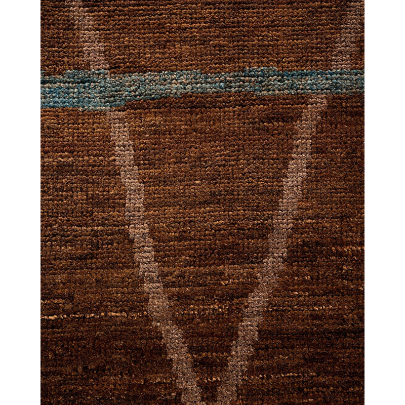 Tapis unique brun de 6 pi 2 po x 8 pi 10 po Yanesha