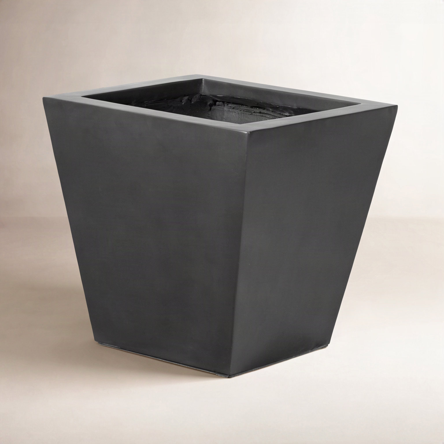 Nael Planter Box, 18" H x 18" W x 18" D, Black