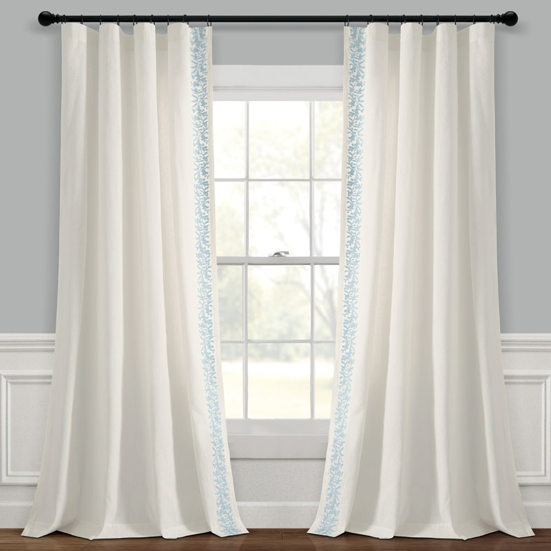 Rideau en mélange de coton avec bordure de broderie en coton, Blanc cassé / noir