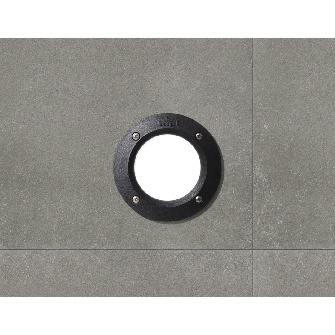Tahnaout 1 - Bulb Outdoor Bulkhead Light