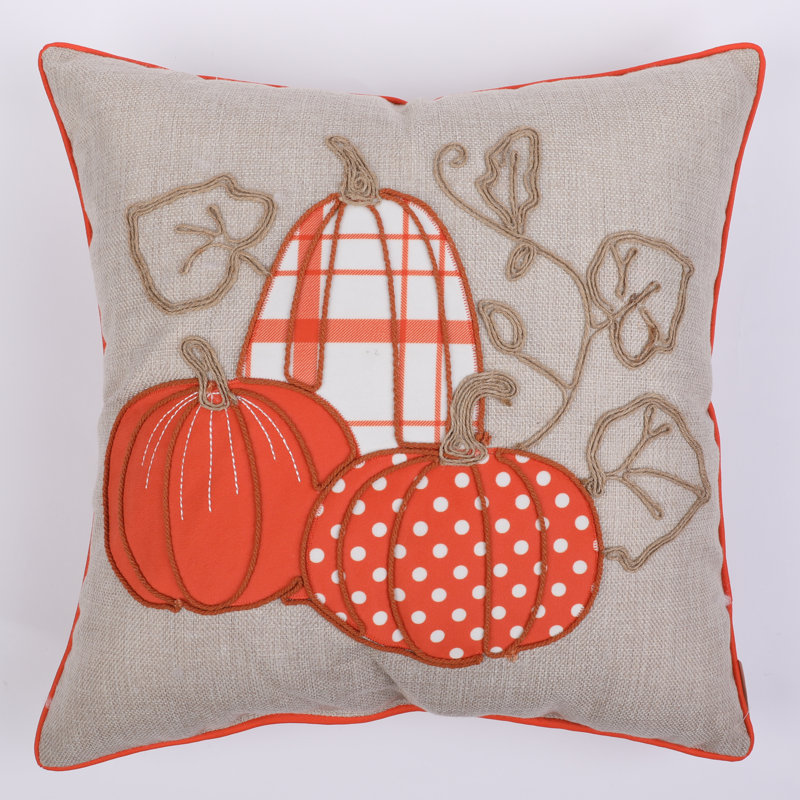  Citrouilles blanches sur toile de jute