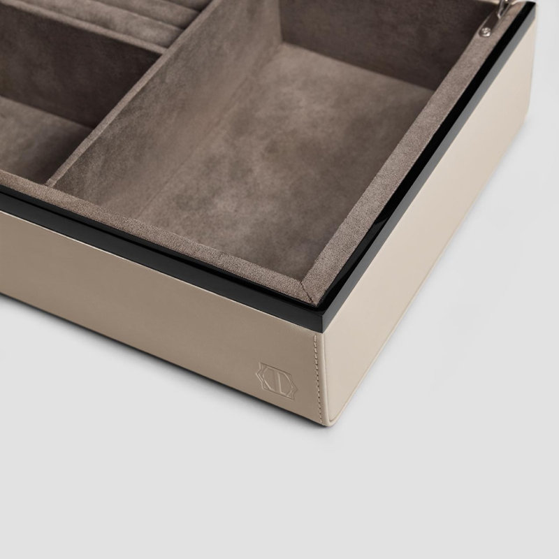 Boîte à bijoux Lavelle, 3.9" H x 7.8" W x 9.8" D, Beige