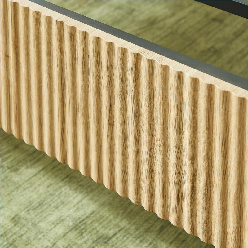 Lit plateforme double, cadre de lit sans sommier avec accents en bois ondulé, panneau de fibres à densité moyenne et fabrication en fer
