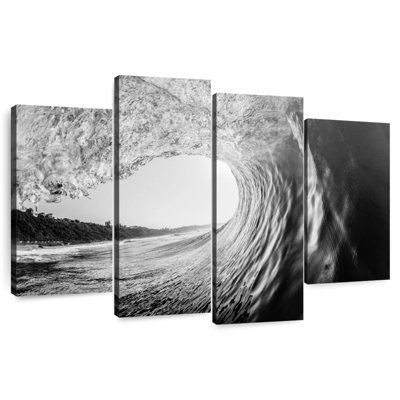 Monochrome Ocean Wave