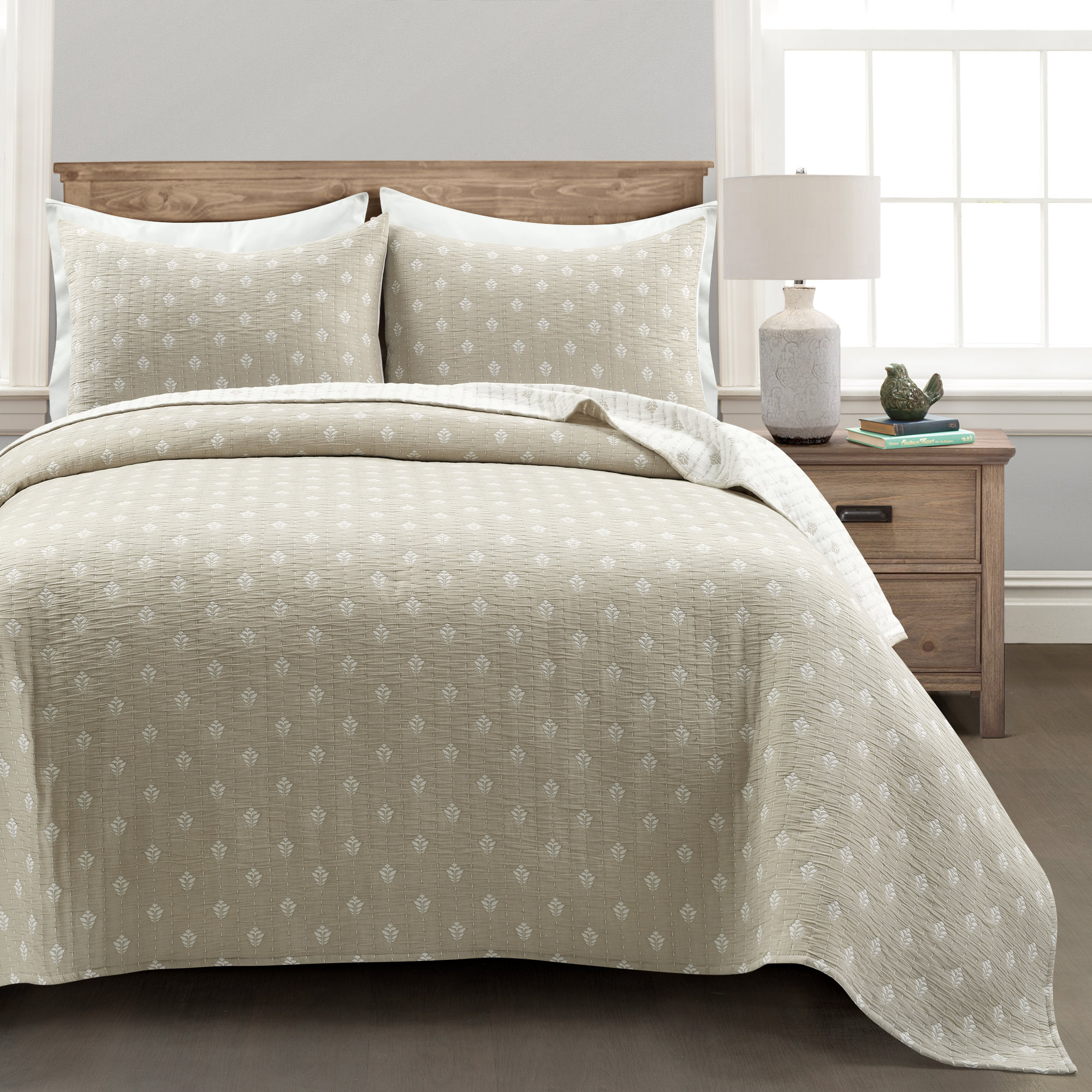 Willards Cotton Quilt Set, Cream, King Quilt + 2 Shams