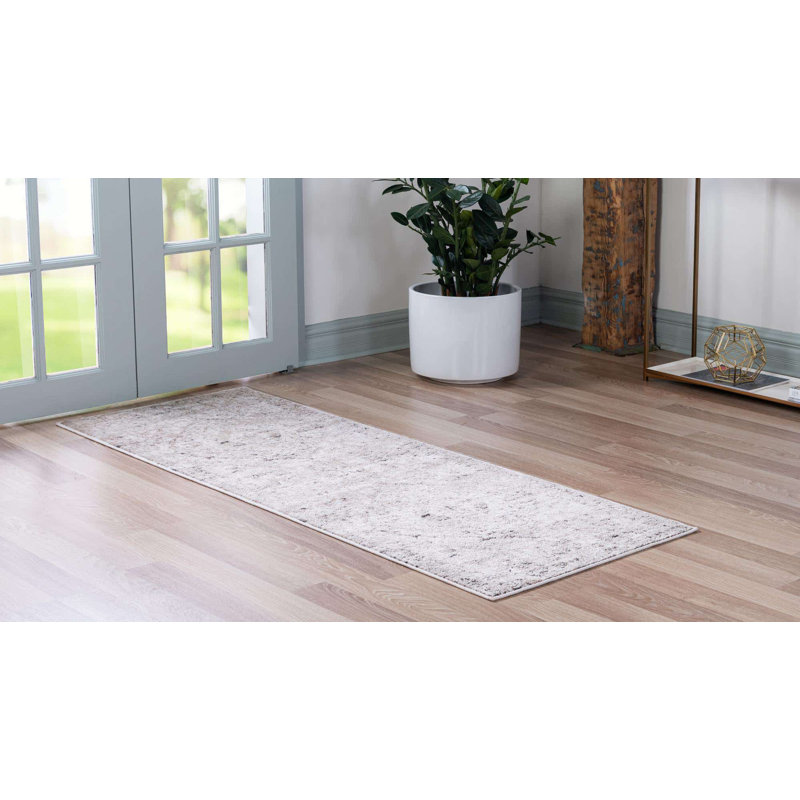 Cantrell Oriental Indoor Rug, Runner 2' x 8'