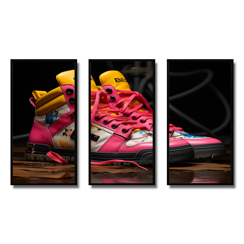 Espadrilles roses Urban Edge - art mural Balenciaga, H 28 po x l 36 po x P 1 po, Cadre flottant noir