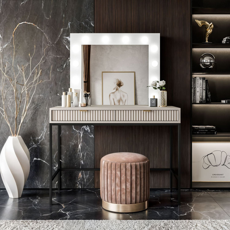 Dressing Table with Mirror