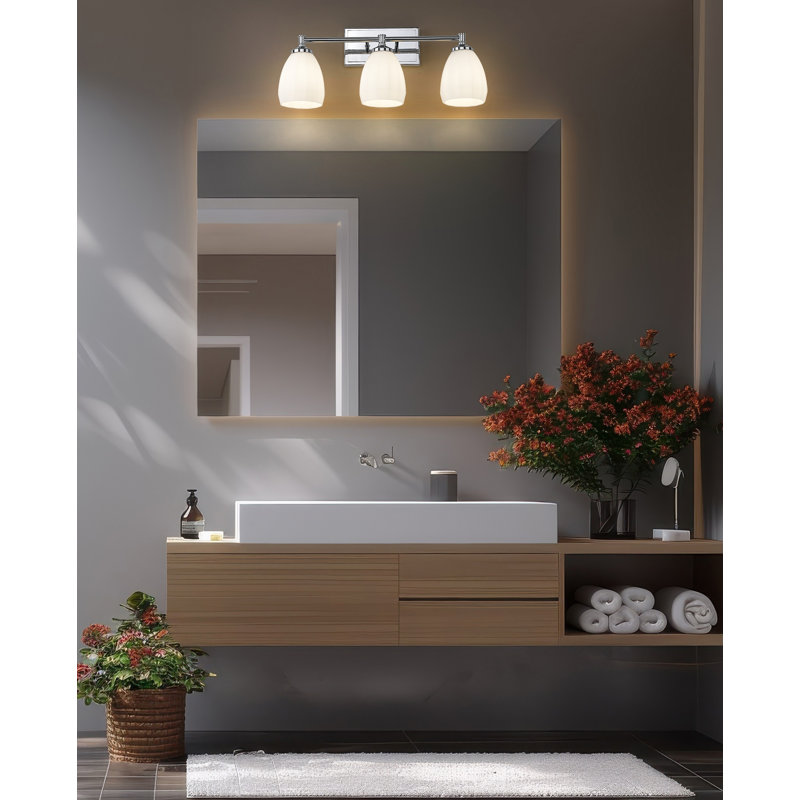 Coiffeuse Mattera, H 10 po x l 24 po x P 6,5 po, Chrome, Trois lumières