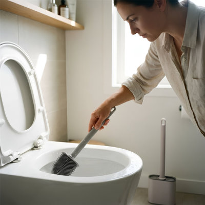 Harbour Housewares - Wall-Mounted Toilet Brush & Holder - Pack of 3