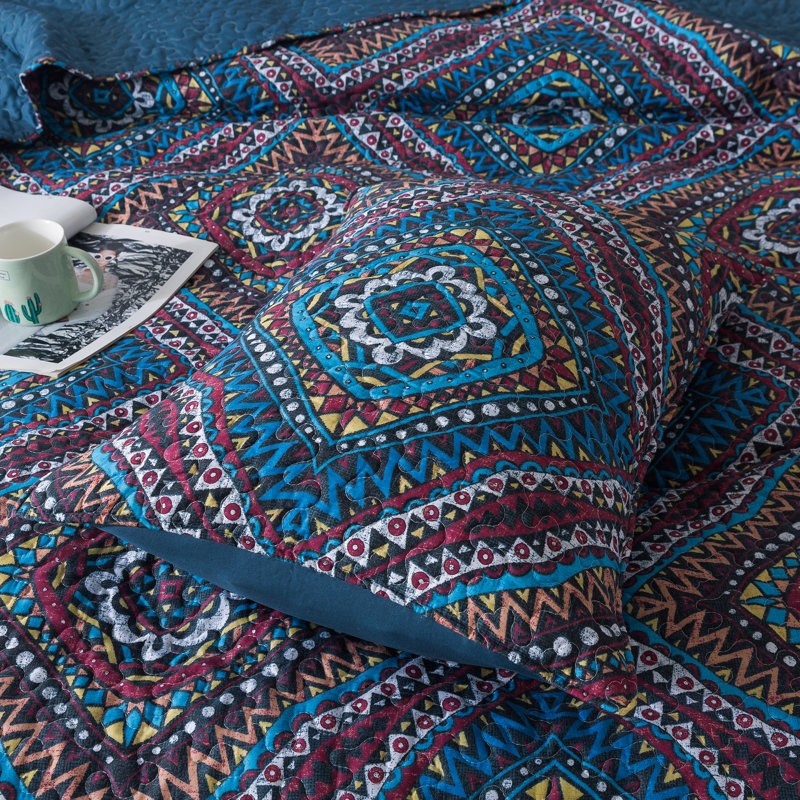 Coverlet, Full Bedspread + 2 Standard Shams