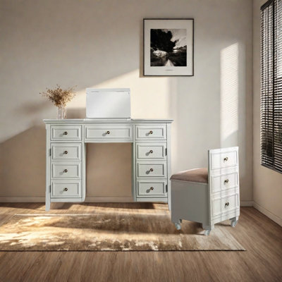 Bedroom Clamshell Dresser
