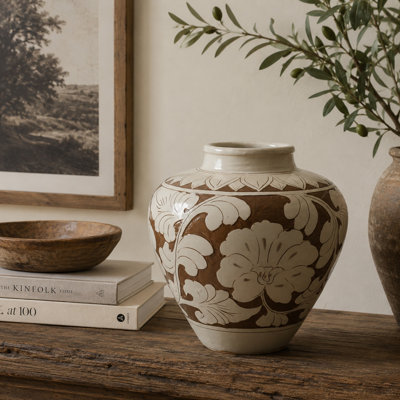 Kalinowski Table Vase