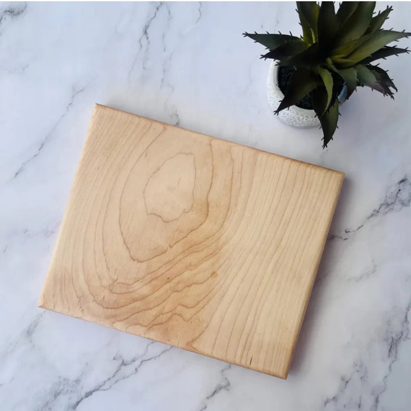 Planches à découper en bois