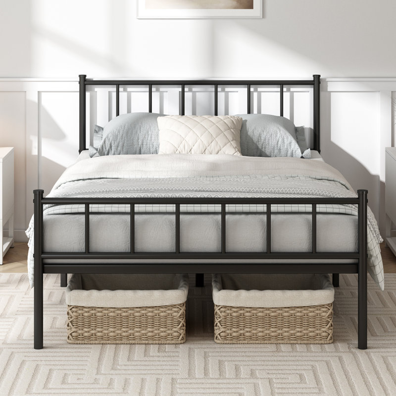 Metal Bed, Double (4'6)