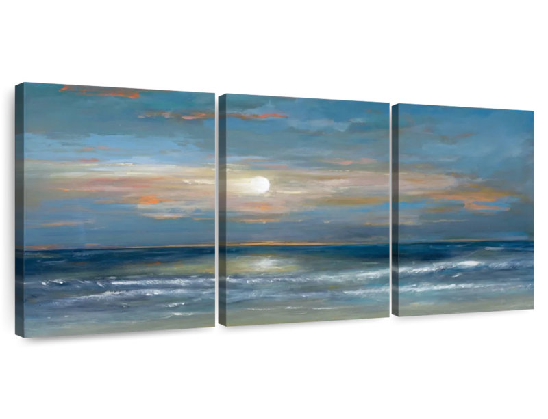 Avery Soleil, 12" H x 26" W