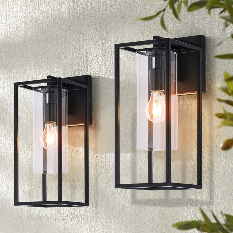 Lanterne murale d'extérieur Tiernan, H 15,75 po x l 6,25 po x P 8,05 po, Black