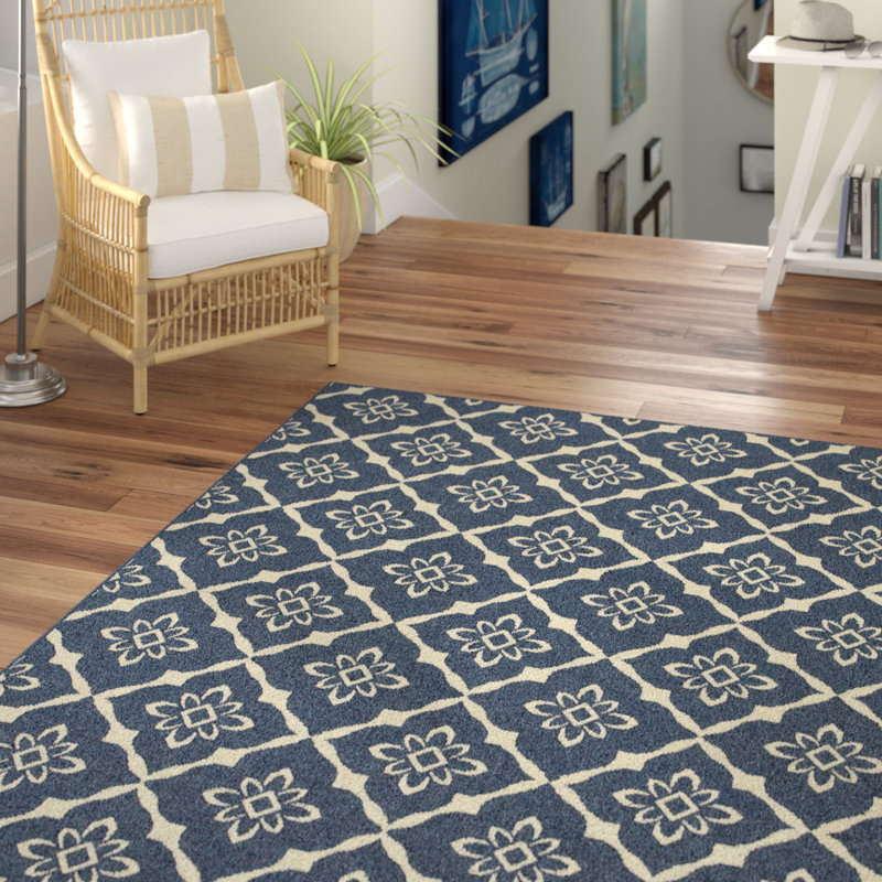 Deltana Floral Indoor / Outdoor Rug, Rectangle 5'3" x 7'6"