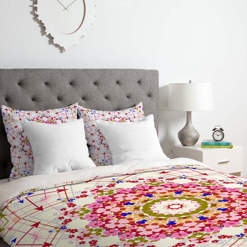 Lisa Argyropoulos Polyester Floral Duvet Cover, Twin/Twin XL Duvet Cover + 1 Standard Sham