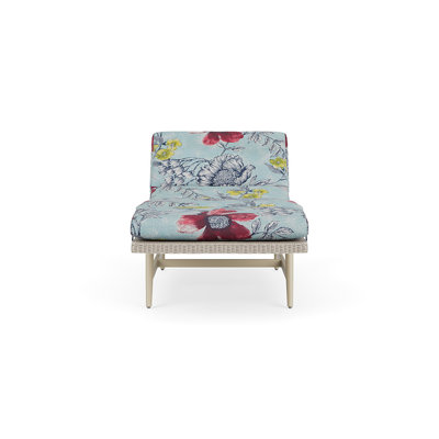 Cascade Chaise